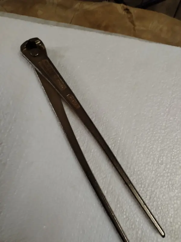 Клещи Knipex