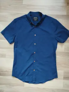 Рубашка BURTON р-р 46(S)-новая.