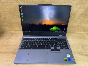 Игровой ноутбук Lenovo LOQ 15IAX9 83GS005CRK (а.37-046561)