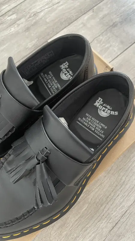 Низкие ботинки Dr. Martens