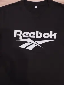 Футболка Reebok р-р 48-50 (L)-новая.
