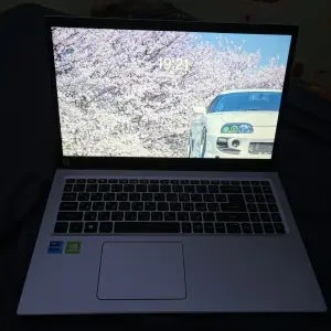 Ноутбук