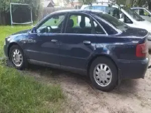 Легковой автомобиль