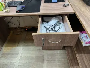 Стол письменный