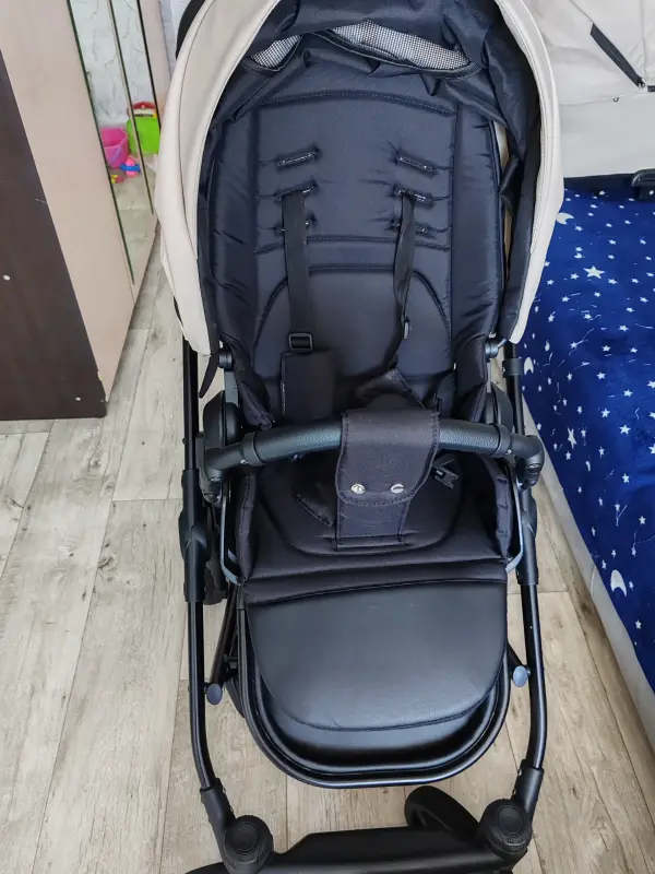 Детская коляска 2 в 1 Adamex Zico New в идеальном состояни