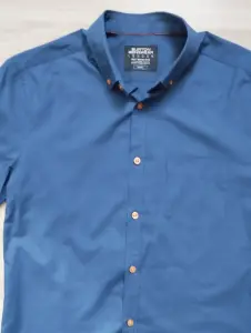 Рубашка BURTON р-р 46(S)-новая.