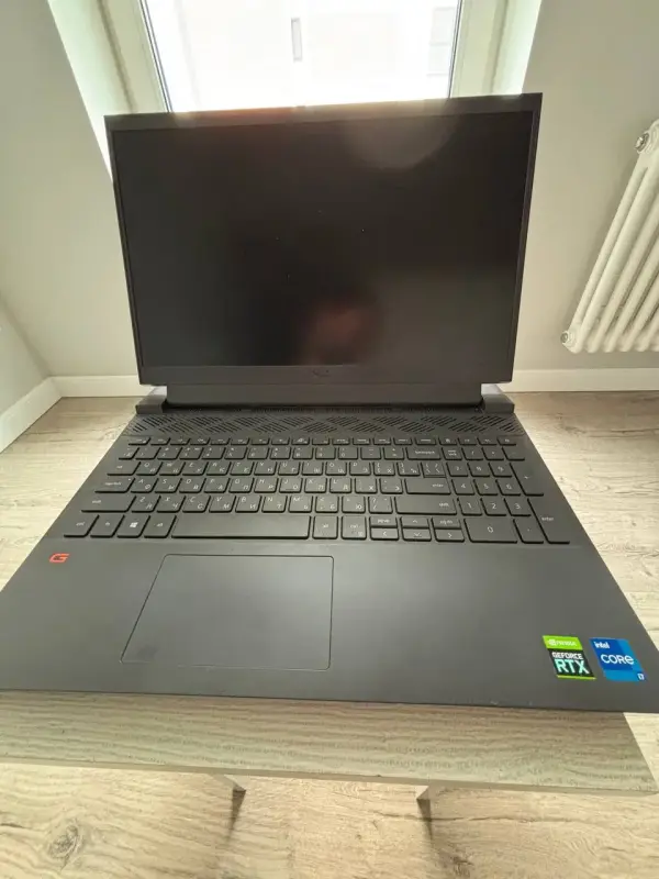 Игровой ноутбук Dell G15 5511