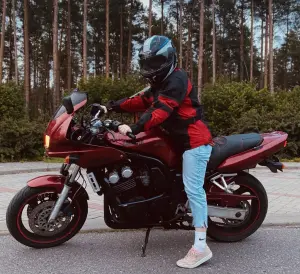 Мотоцикл Yamaha FZS 600
