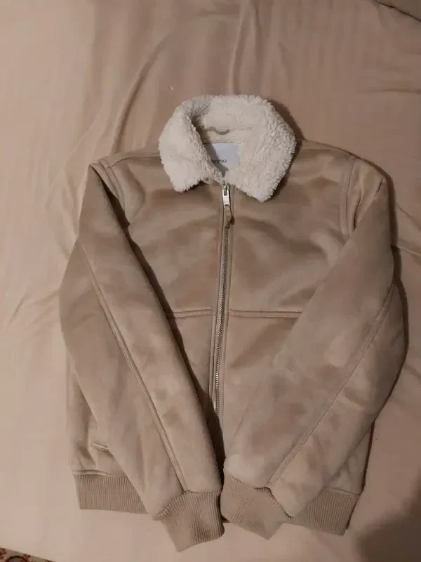 Куртка Bershka Новая