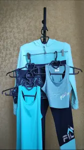 Спортивный костюм для девочки (по почте)