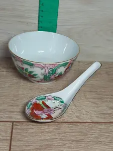 Пиала с ложкой