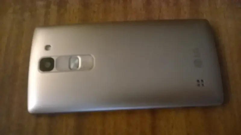 Телефон смартфон LG Spirit H422