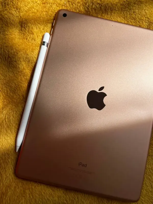 Ipad + Apple Pencil планшет