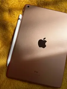 Ipad + Apple Pencil планшет