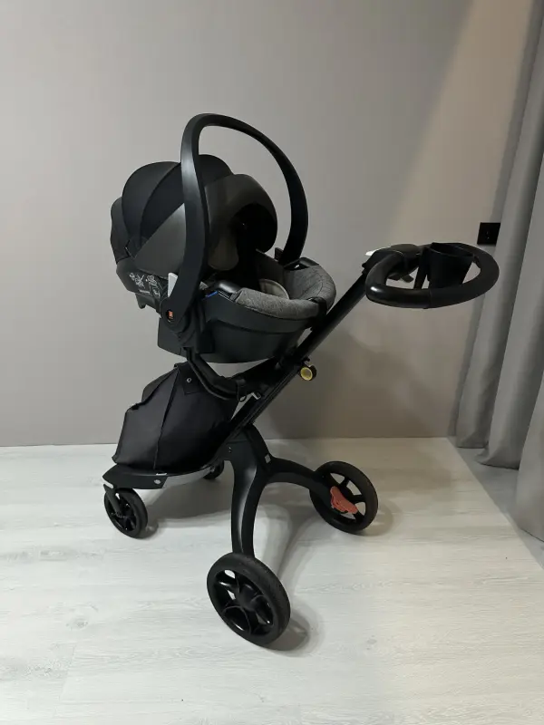 Коляска Stokke Xplory V6