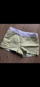 Шорты женские