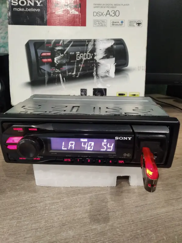 Магнитола USB SONY
