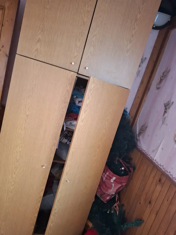 Продам шкаф для дома, дачи,гаража