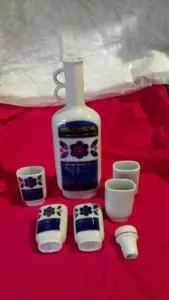 Штофы фарфоровые для алкогольных напитков СССР.