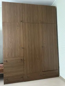 Шкаф