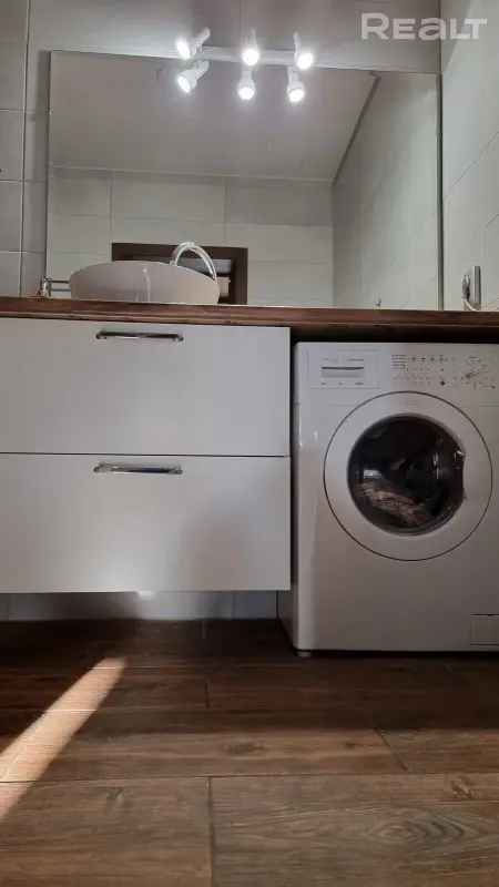 Для дружной семьи продается уютный коттедж в тихом и спокойном месте.