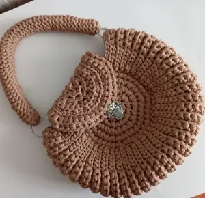 Сумочка дамская