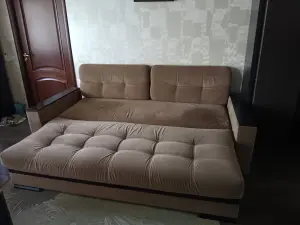 Диван