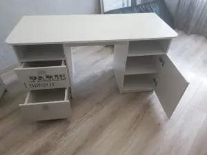 Стол письменный