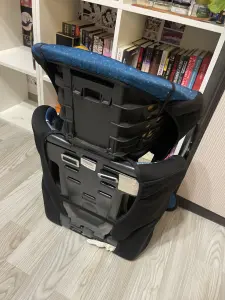 Детское кресло
