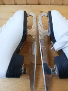 фигурные коньки Graf Davos Gold