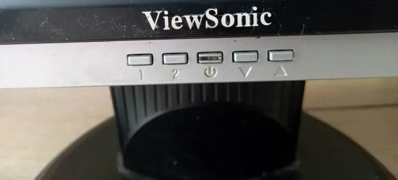 Монитор Viewsonic VA1916W-8