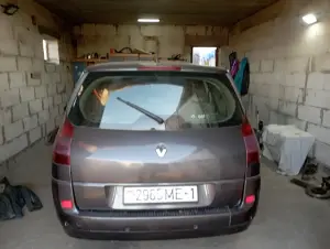 Авто Рено Гранд Сценик 2004г.в