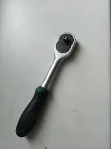 Трещетки реверсионные