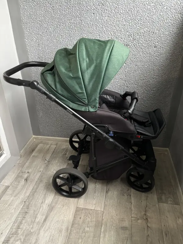 Коляска Adamex locco light 2024
