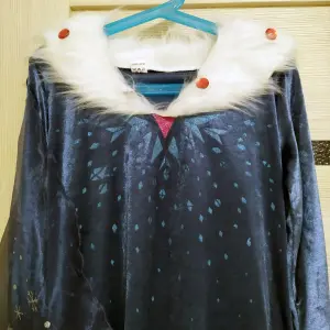 Платье Эльзы (Frozen, Disney)