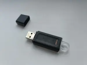 USB флешка Kingston Exodia 32GB — надёжная, быстрая, проверенная
