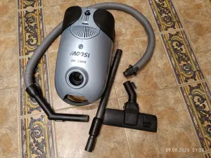 Пылесос Samsung VC6015V. Мощность 1500 вт.