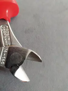 Бокорезы диэлектрические. Knipex. Германия.