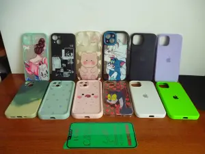 Чехлы на телефон IPhone 13