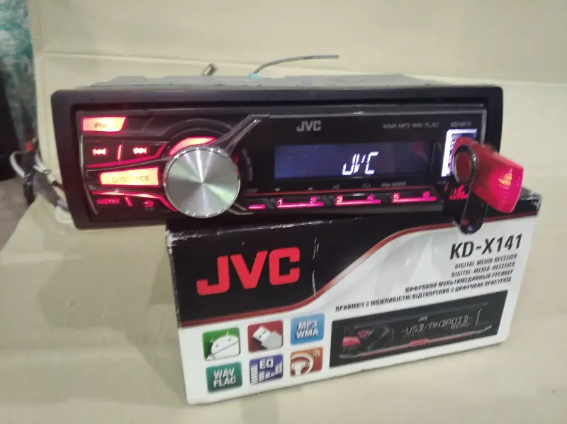 Магнитола USB JVC
