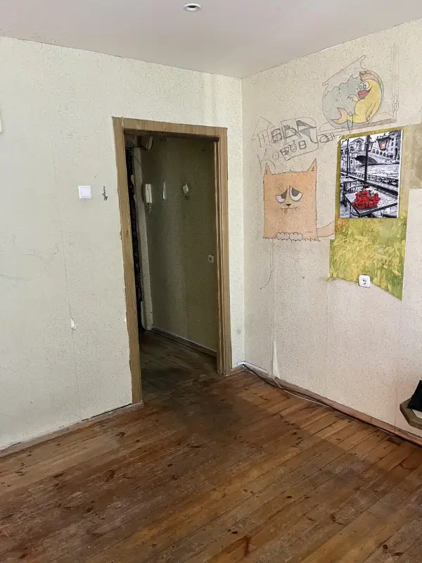 Продается квартира (полуторка) в 10-и минутах ходьбы от метро Грушевка
