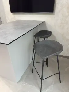 Кухонный стол и стулья