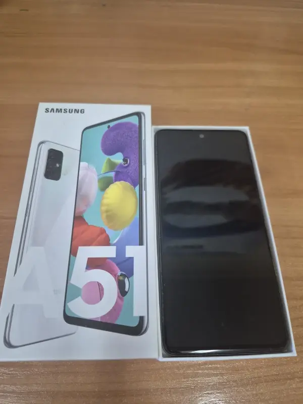 телефон Samsung Galaxy A51, на запчасти