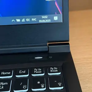 Gigabyte G5 MF / RTX 4050 / i5-12500H ноутбук