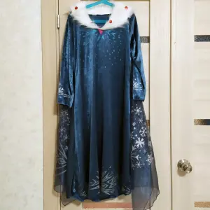 Платье Эльзы (Frozen, Disney)