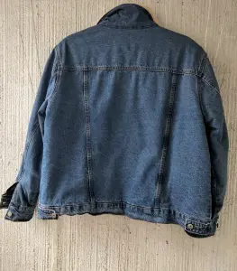 Куртка джинсовая утеплённая DENIM