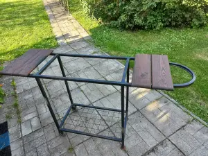 Мангал чугунный