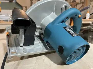 Дисковая пила  Makita 5903 R