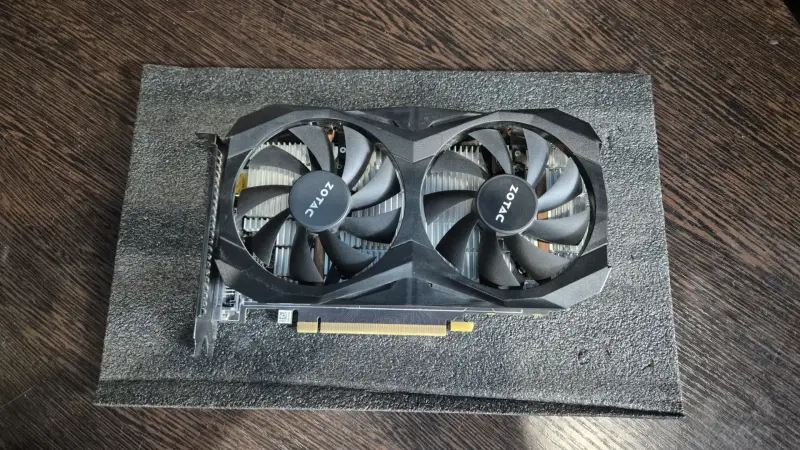 Видеокарта GTX 1660 SUPER