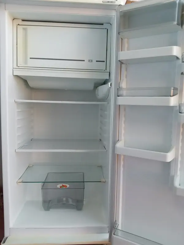 Холодильник небольшой